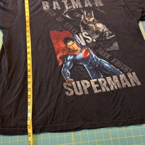 Batman V Superman Men's Black t-shirt size XXL Great Graphics Movies - Picture 4 of 8